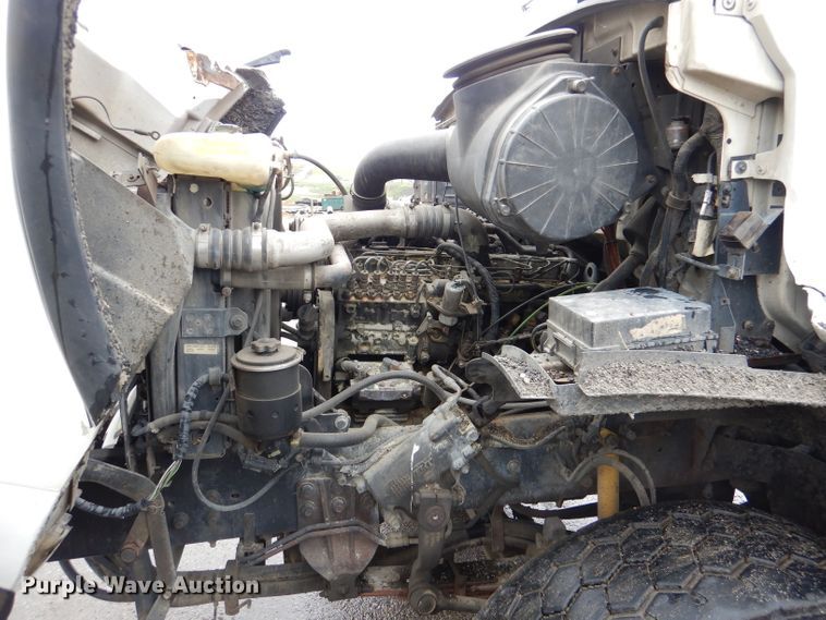 image for item DL2796 1998 Ford Louisville  oil distributor truck