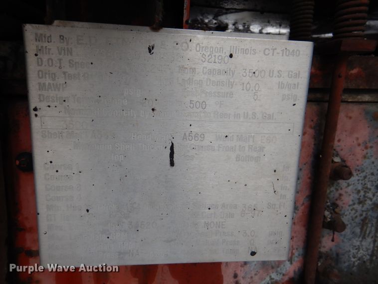 image for item DL2796 1998 Ford Louisville  oil distributor truck