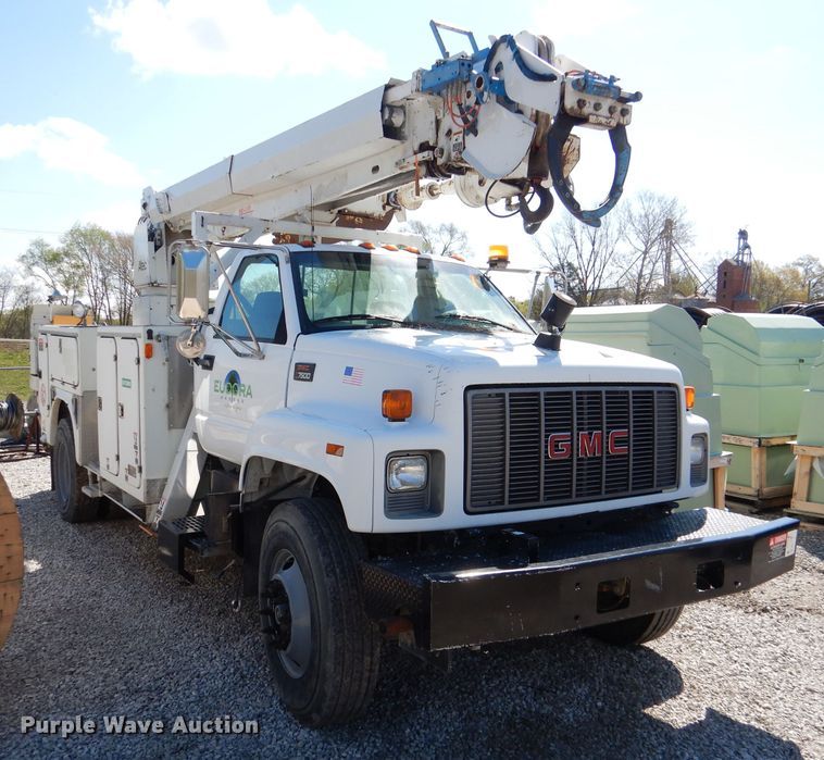 image for item DL2970 1999 GMC C7500  digger derrick truck
