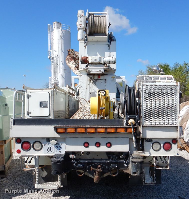 image for item DL2970 1999 GMC C7500  digger derrick truck