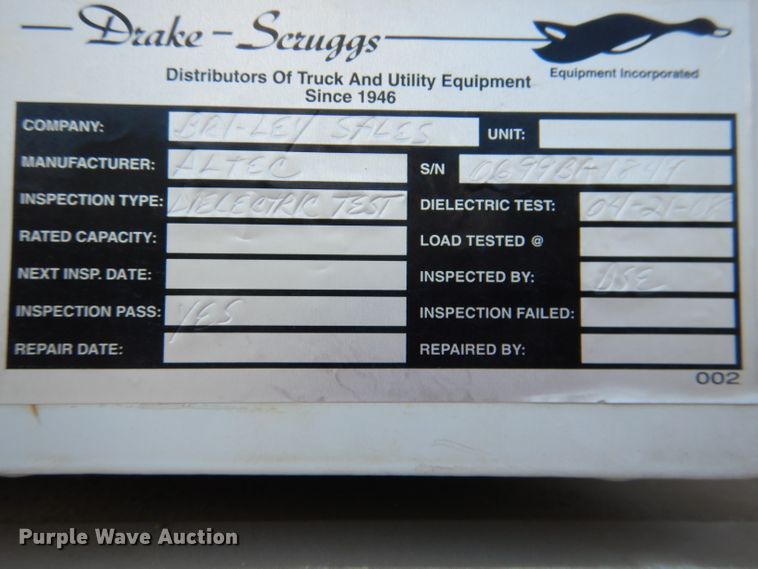 image for item DL2970 1999 GMC C7500  digger derrick truck