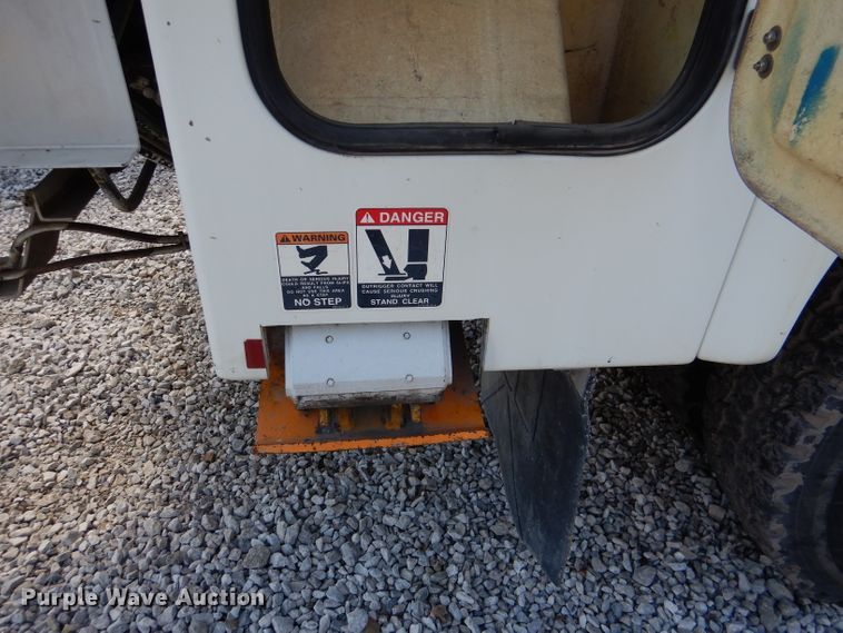 image for item DL2970 1999 GMC C7500  digger derrick truck