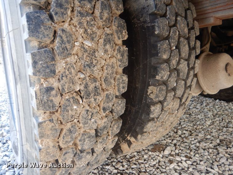 image for item DL2970 1999 GMC C7500  digger derrick truck