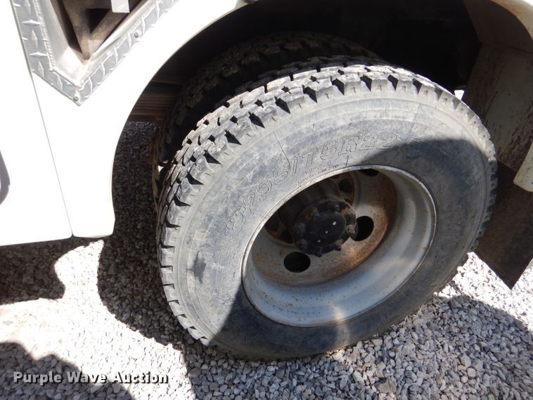 image for item DL2970 1999 GMC C7500  digger derrick truck