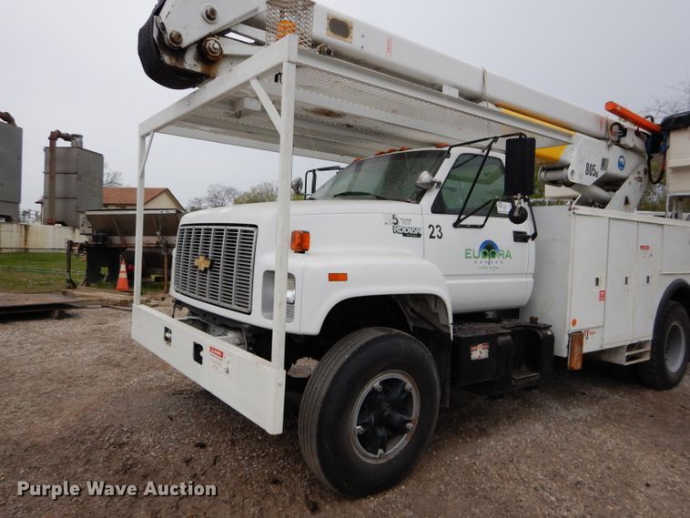 image for item DL2978 1993 Chevrolet Kodiak  bucket truck