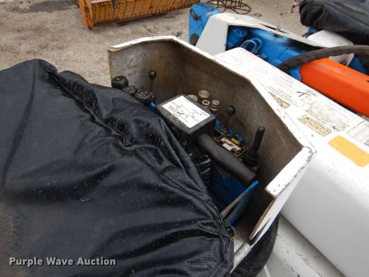 image for item DL2978 1993 Chevrolet Kodiak  bucket truck