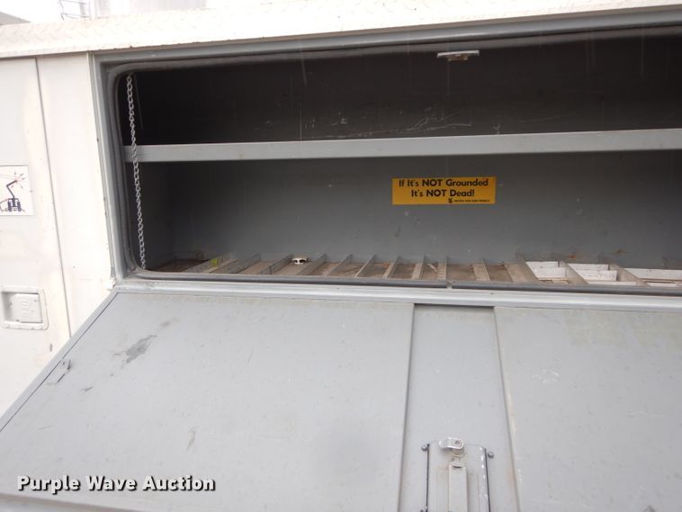 image for item DL2978 1993 Chevrolet Kodiak  bucket truck