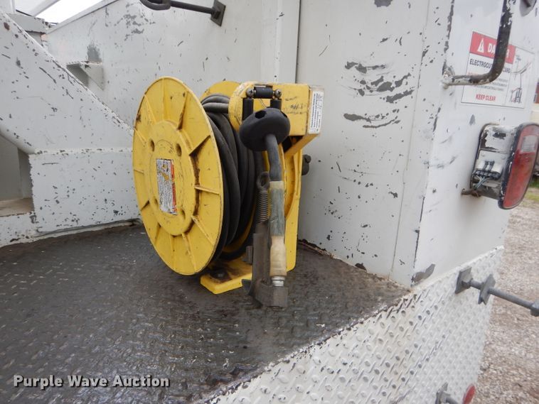 image for item DL2978 1993 Chevrolet Kodiak  bucket truck