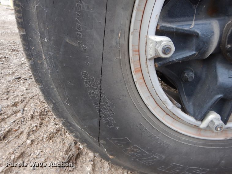 image for item DL2978 1993 Chevrolet Kodiak  bucket truck