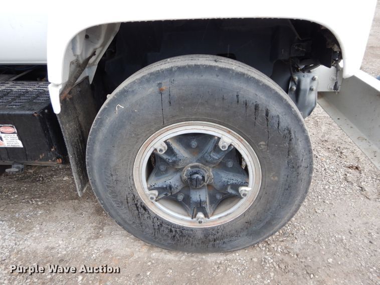 image for item DL2978 1993 Chevrolet Kodiak  bucket truck