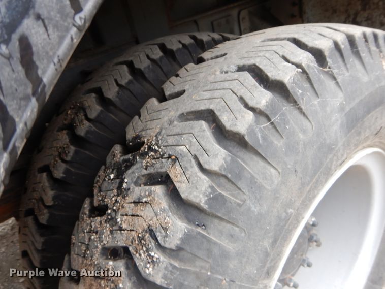 image for item DL2978 1993 Chevrolet Kodiak  bucket truck