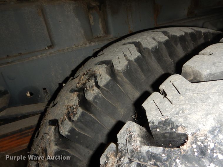 image for item DL2978 1993 Chevrolet Kodiak  bucket truck