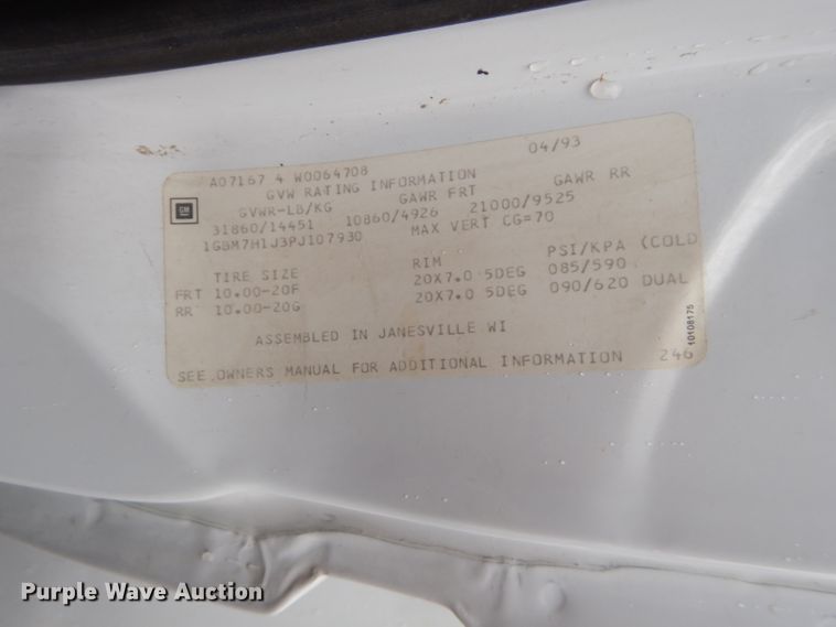 image for item DL2978 1993 Chevrolet Kodiak  bucket truck