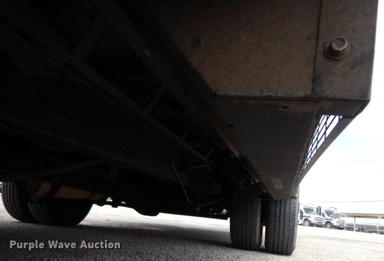 image for item DM2922 2009 Ford E450  shuttle bus