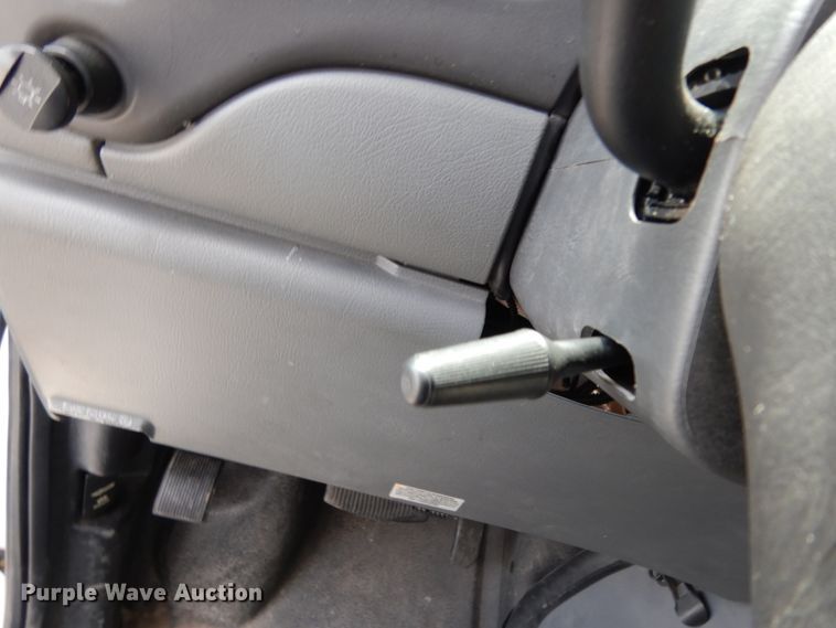 image for item DM2923 2008 Ford E450  shuttle bus