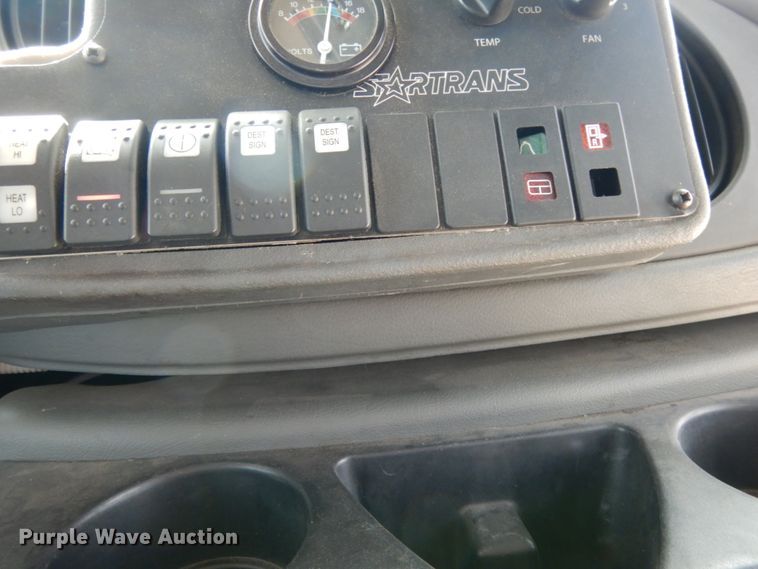 image for item DM2923 2008 Ford E450  shuttle bus