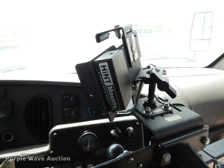 image for item DM2923 2008 Ford E450  shuttle bus