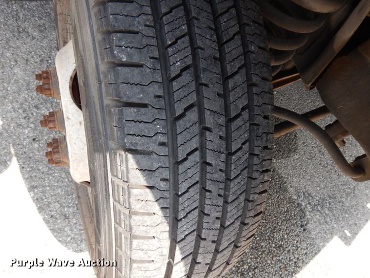 image for item DM2923 2008 Ford E450  shuttle bus