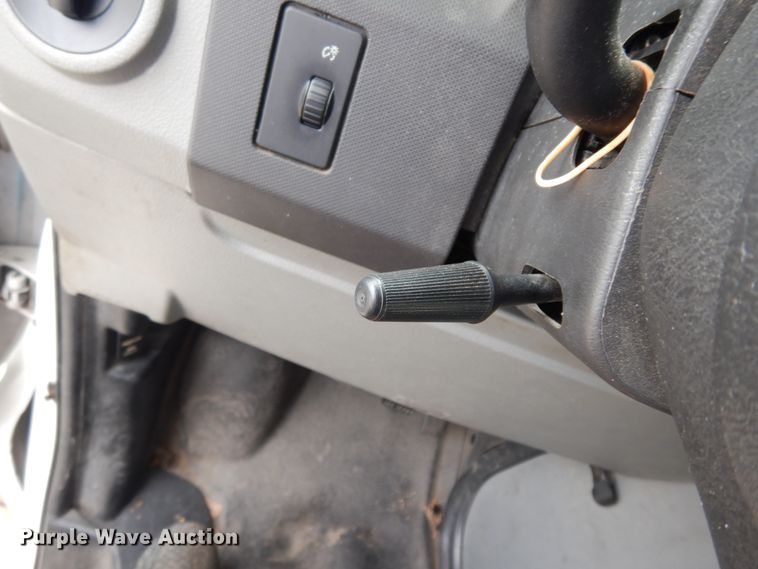 image for item DM2924 2009 Ford E450  shuttle bus