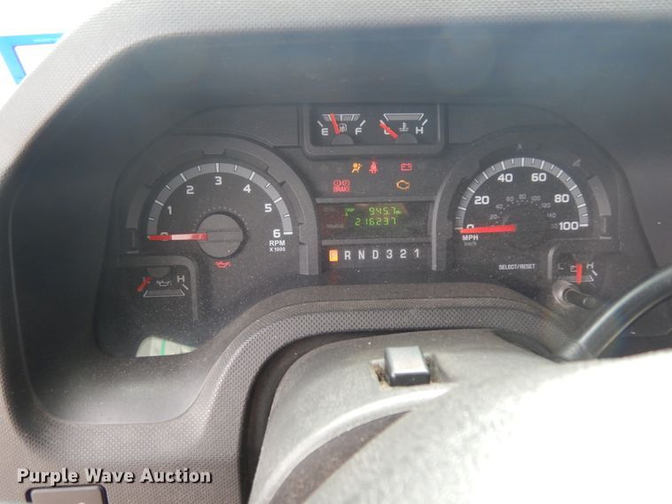 image for item DM2924 2009 Ford E450  shuttle bus