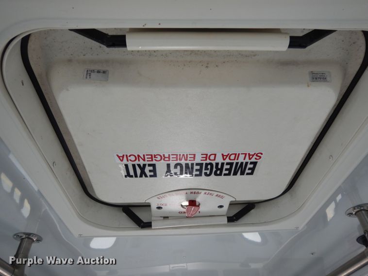 image for item DM2924 2009 Ford E450  shuttle bus