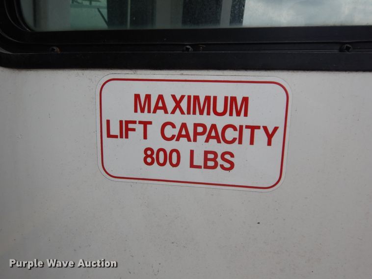 image for item DM2924 2009 Ford E450  shuttle bus