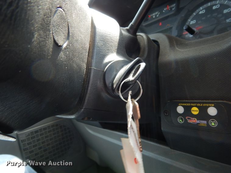 image for item DM2926 2009 Ford E450  shuttle bus