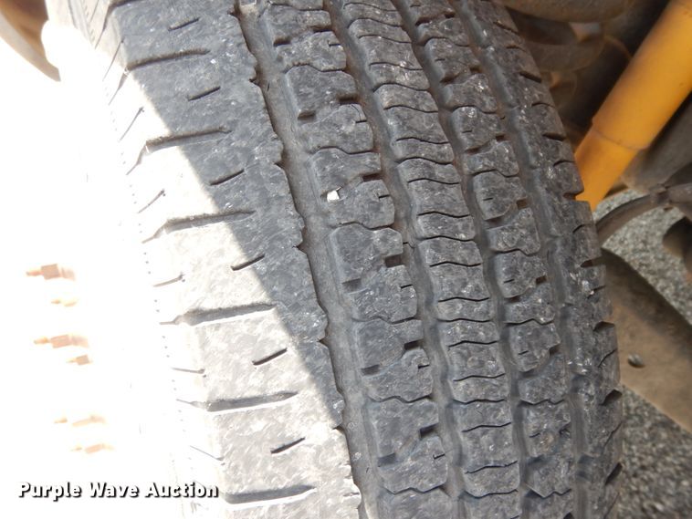 image for item DM2926 2009 Ford E450  shuttle bus