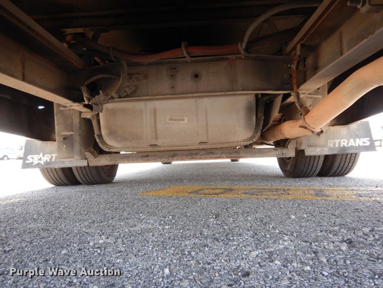 image for item DM2926 2009 Ford E450  shuttle bus