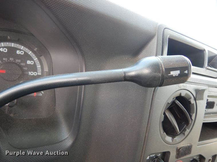 image for item DM2927 2011 Ford E450  shuttle bus