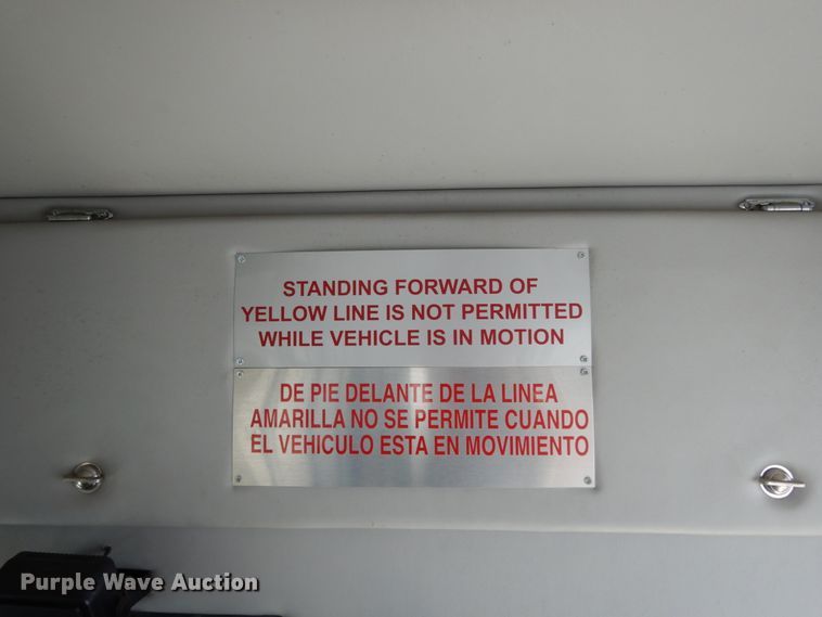 image for item DM2927 2011 Ford E450  shuttle bus