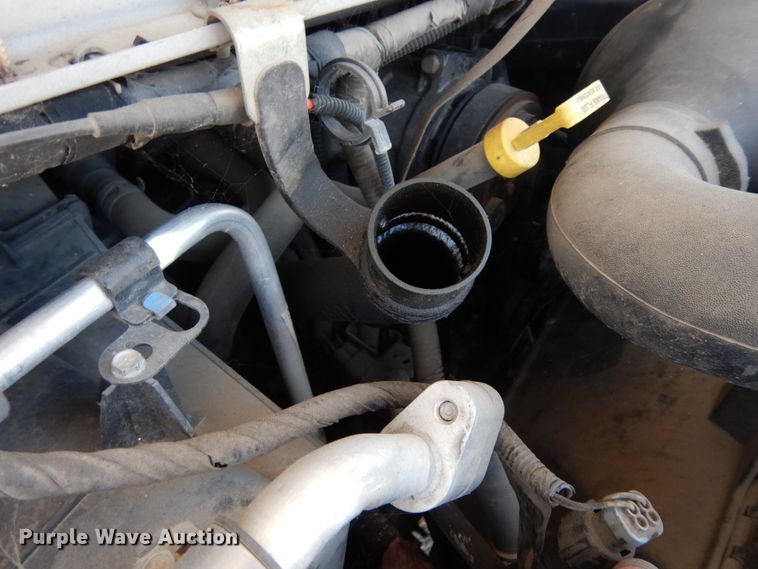 image for item DM2927 2011 Ford E450  shuttle bus