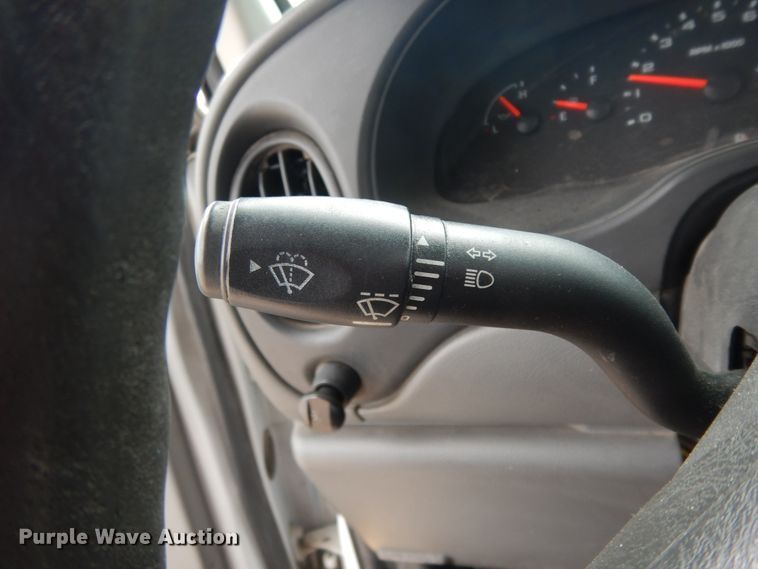 image for item DM2928 2008 Ford E450  shuttle bus