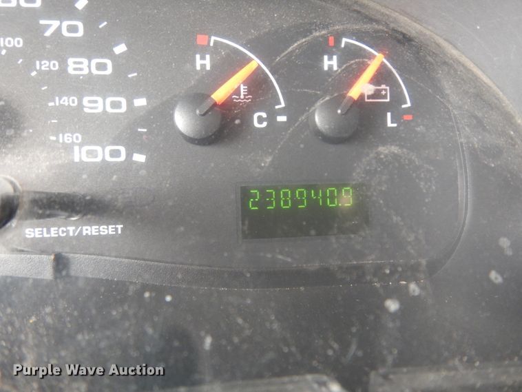 image for item DM2928 2008 Ford E450  shuttle bus