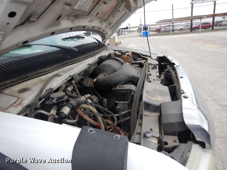 image for item DM2928 2008 Ford E450  shuttle bus