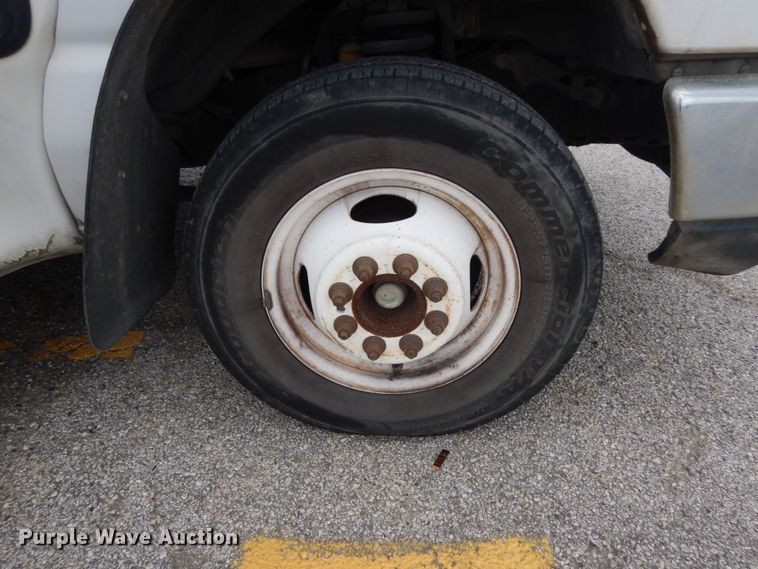 image for item DM2928 2008 Ford E450  shuttle bus