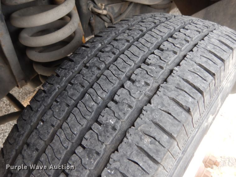 image for item DM2928 2008 Ford E450  shuttle bus