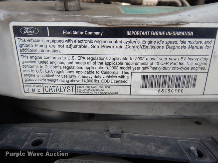 image for item DM2929 2002 Ford E450  shuttle bus