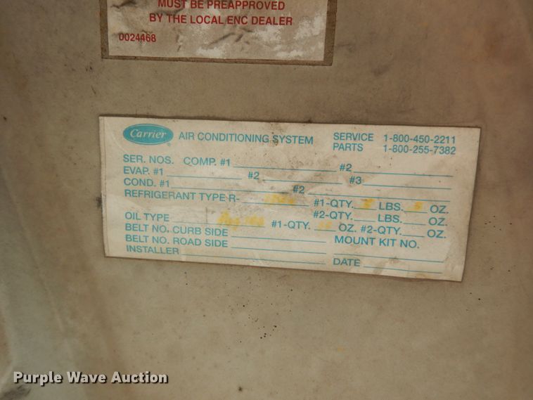 image for item DM2929 2002 Ford E450  shuttle bus