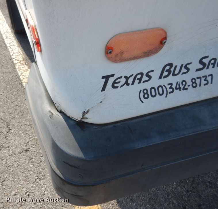 image for item DM2929 2002 Ford E450  shuttle bus