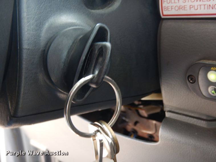 image for item DM2930 2008 Ford E450  shuttle bus