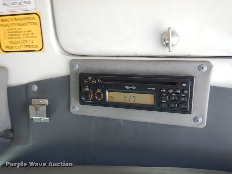 image for item DM2930 2008 Ford E450  shuttle bus