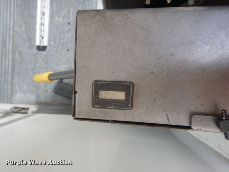 image for item DM2930 2008 Ford E450  shuttle bus