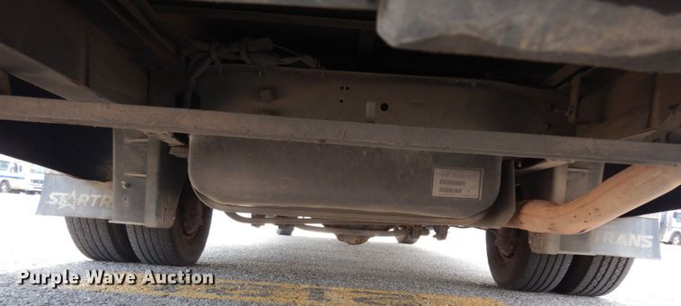 image for item DM2930 2008 Ford E450  shuttle bus