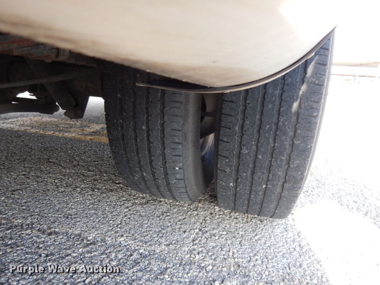 image for item DM2930 2008 Ford E450  shuttle bus