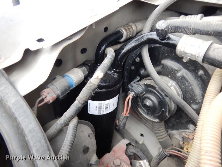 image for item DM2932 2008 Ford E350  shuttle bus