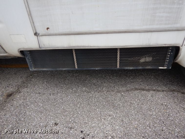 image for item DM2932 2008 Ford E350  shuttle bus