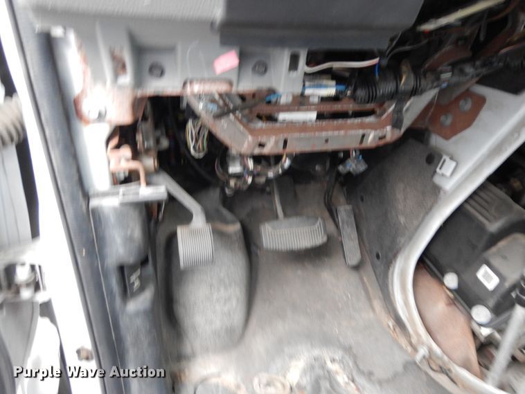 image for item DM2933 2009 Ford E450  shuttle bus