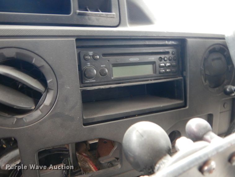 image for item DM2933 2009 Ford E450  shuttle bus