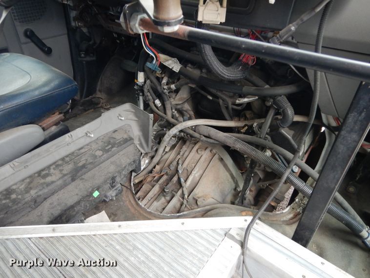 image for item DM2933 2009 Ford E450  shuttle bus